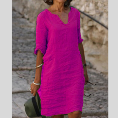 Cassie | Perfectly Fitted V-Neck Dress