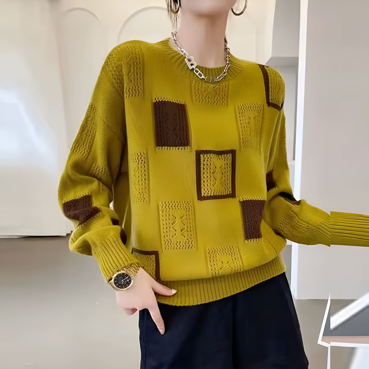 Clarida | Elegant Crew Neck Sweater