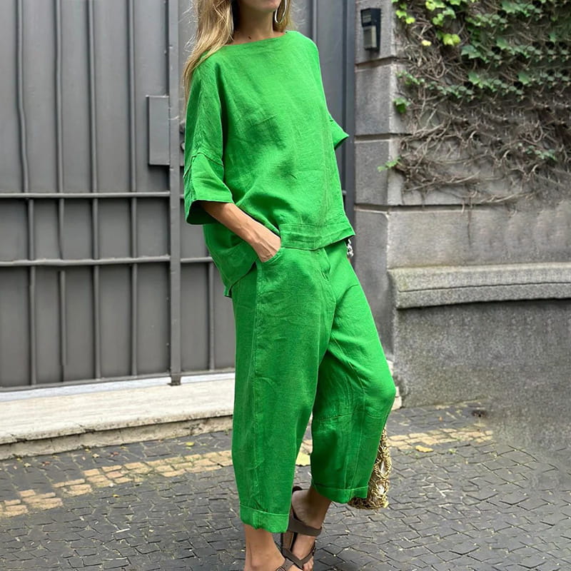 Slavina | Simple Casual Set